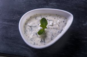 Соус часниковий