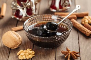 Варення горіхове